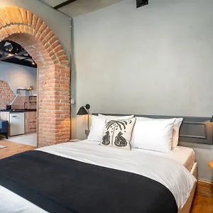 Urban Quarters - Bueklue Aparthotel