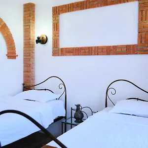 https://hotel-historical-by-log-inn.alltbilisihotels.com